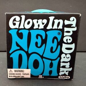 NEW! SCHYLLING GLOW IN THE DARK NEE-DOH BALL~BLUE! QUICK SHIPPING!